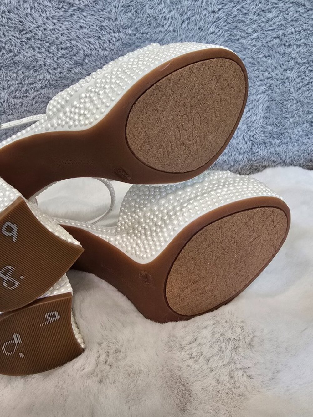 Gianni Bini Kemara Two Embellished Pearl Studded Platform Sandal Sizes NEW - Picture 8 of 9